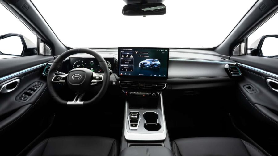 GAC GS3 chega por R$ 129.990, confira versões, equipamentos e preços 4 GAC GS3 interior painel