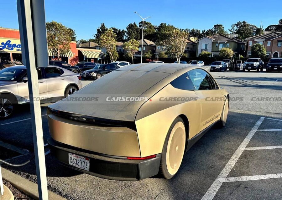 Tesla Cybercab é flagrado pela primeira vez em sua versão de produção, e pode ter volante 2 Tesla Cybercab