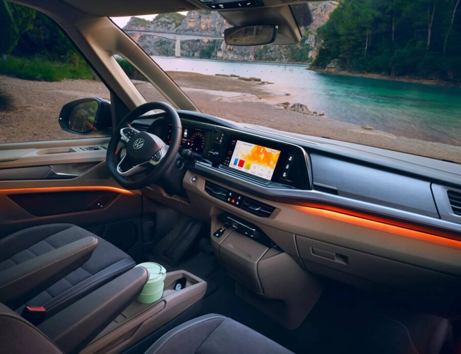 VW Multivan 2027 - A Kombi da Volkswagen é atualizada na Europa 2 Volkswagen Multivan T7 interior