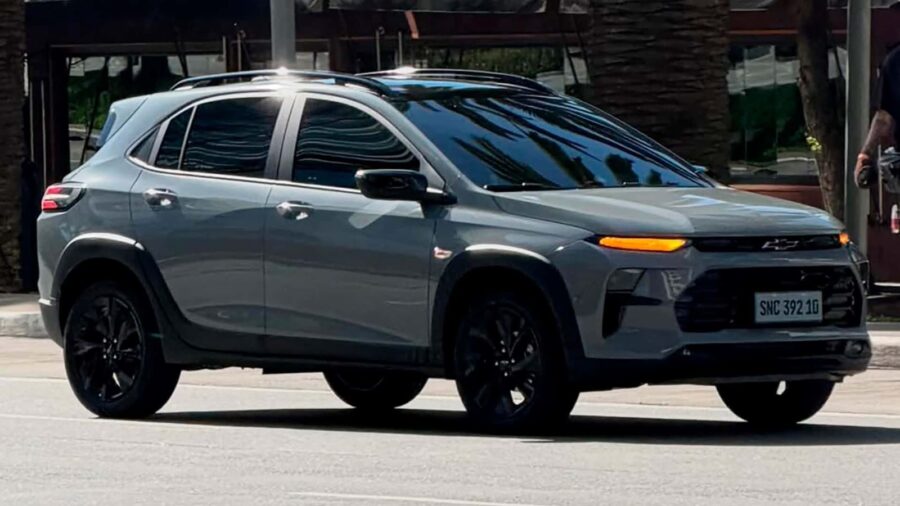 Novo Chevrolet Sonic 2027 é flagrado sem camuflagem, confira, dimensões, motores e preços 1 Chevrolet Sonic 2027