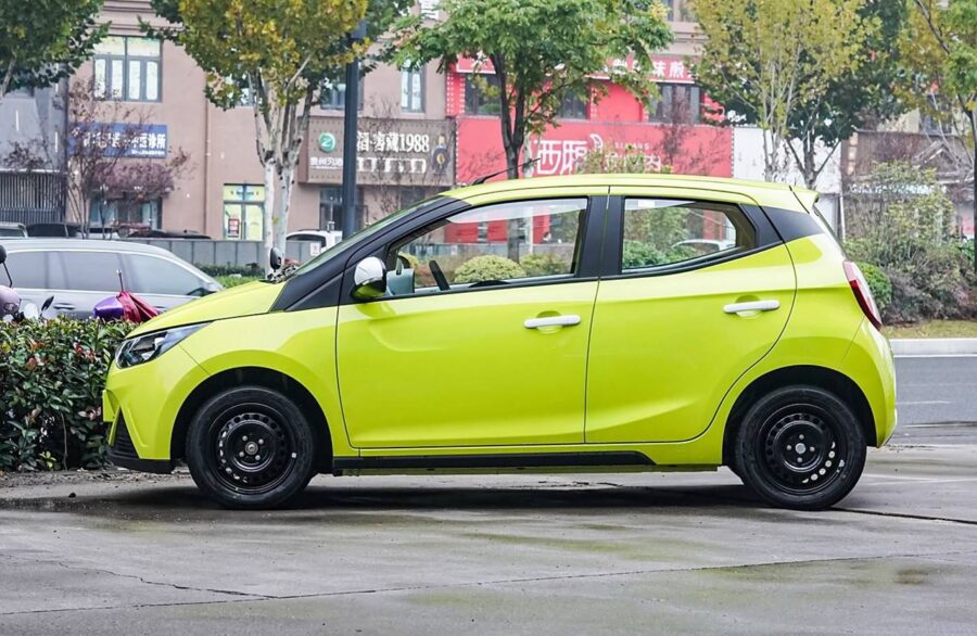 JMEV EV2 - Novo elétrico de R$ 69.990 chega como o carro mais barato do Brasil 5 JMEV EV2