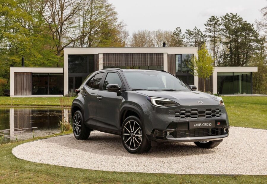 Home 3 Toyota Yaris Cross 2027