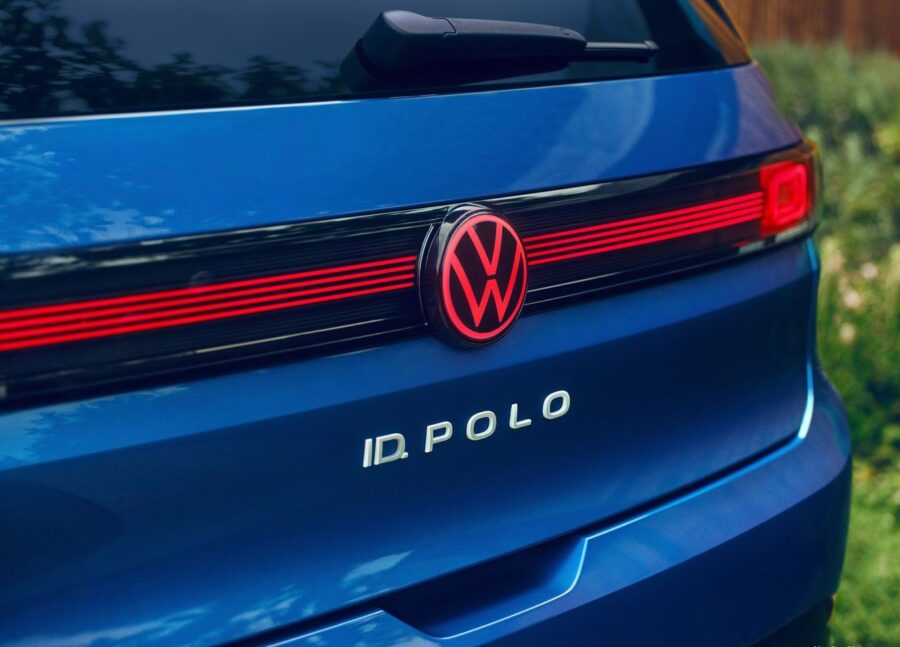 VW ID.Polo é apresentado, confira versões, motores e preços 7 ID.Polo detalhe iluminação lanternas e logo