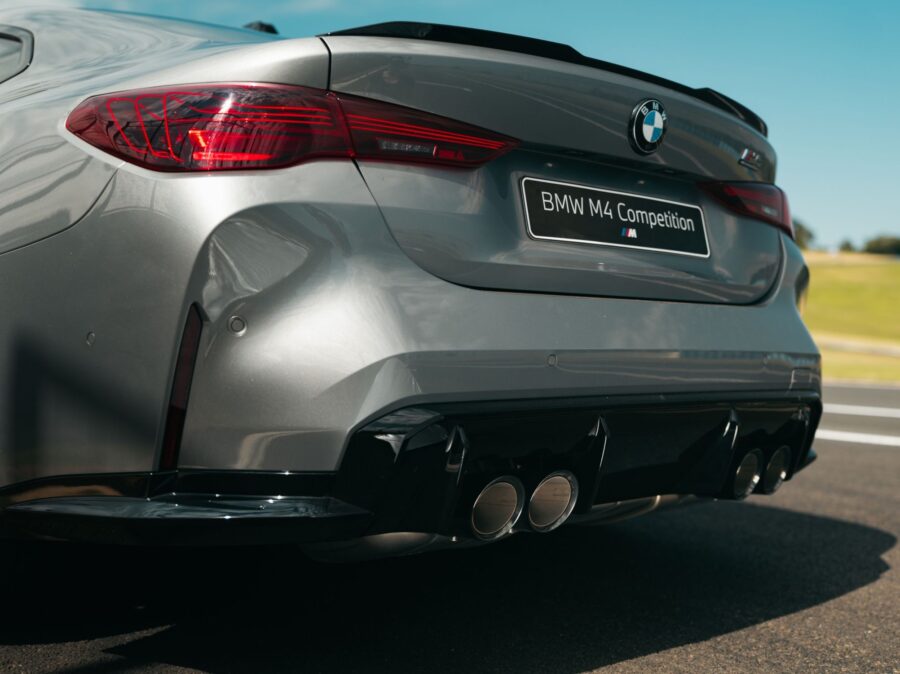 BMW M4 Competition desembarca no Brasil com 510 cv e preço de R$ 900.000 4 BMW M4 Competition 2026 2027
