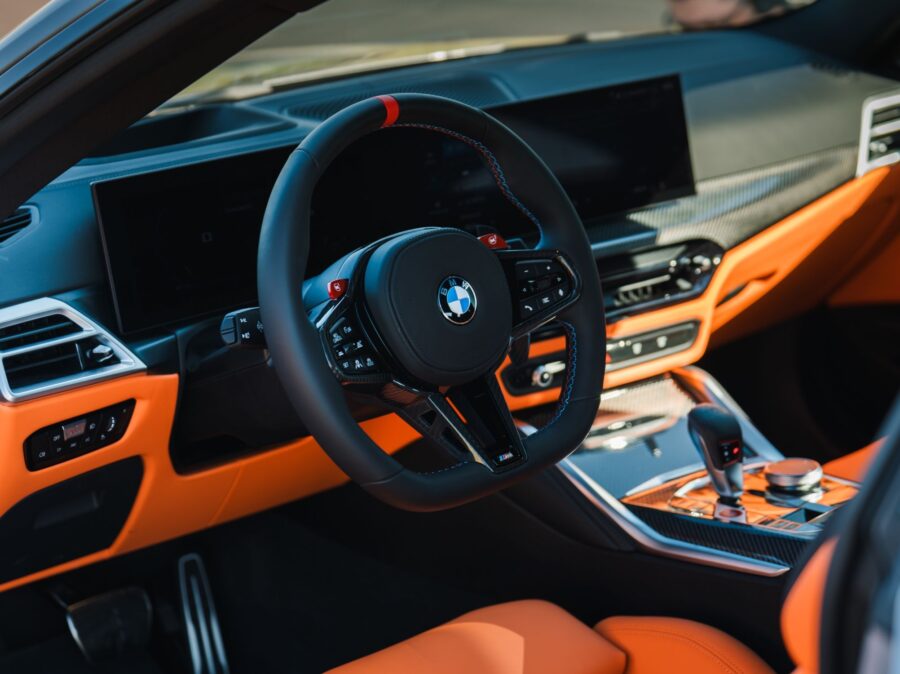 BMW M4 Competition desembarca no Brasil com 510 cv e preço de R$ 900.000 3 BMW M4 Competition 2026 2027 interior
