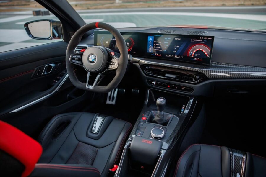 BMW M3 CS Handschalter - Edição de despedida da M3 tem câmbio manual, porém é exclusiva dos EUA 4 BMW M3 CS Handschalter interior