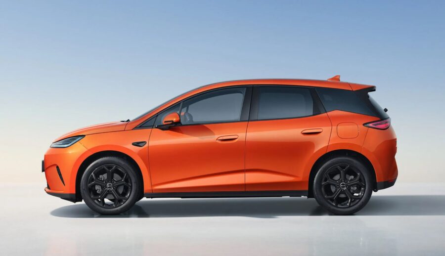 BYD Dolphin G DM-i: Nova geração do Dolphin é híbrida e roda até 1000 km 3 BYD Dolphin G