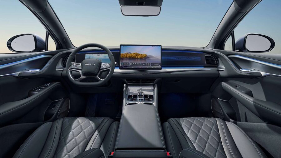 BYD Sealion 7 chega ao Brasil: SUV cupê elétrico de 531 cv desafia Volvo e BMW por R$ 339.990 5 BYD Sealion 7 interior