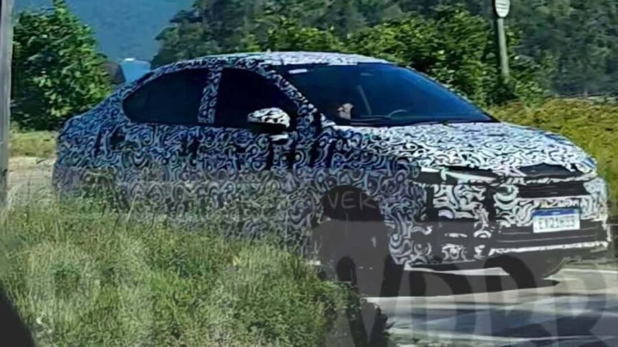 Novo Honda City 2027 é flagrado na Índia e terá visual diferente do brasileiro 1 Novo Honda City 2027