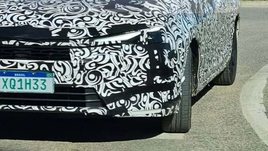 Novo Honda City 2027 é flagrado na Índia e terá visual diferente do brasileiro 3 Novo Honda City 2027 detalhes