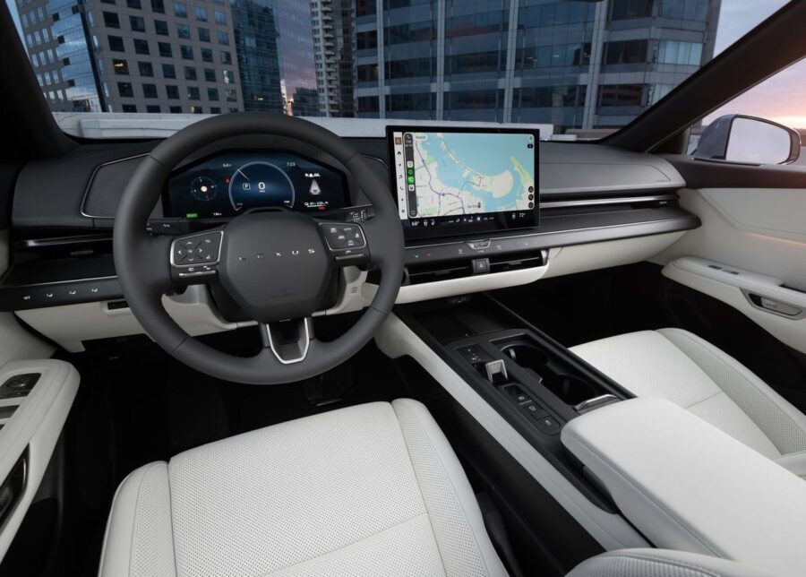 Lexus ES 2026 - Nova geração aposta em motores elétricos e híbridos para conseguir sobreviver 6 Lexus ES 2026 interior