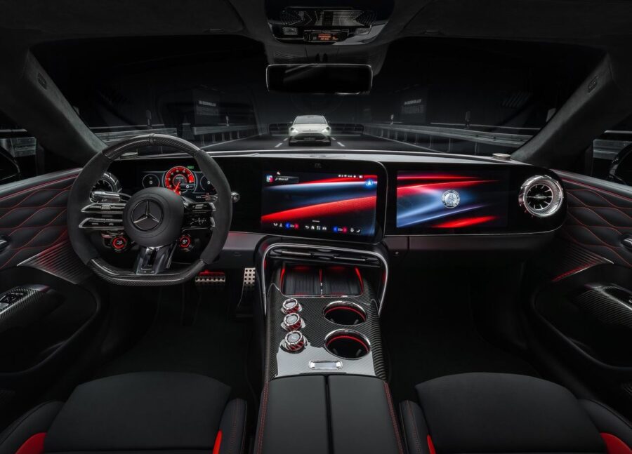 Mercedes AMG GT 2027 : A nova era elétrica de alto desempenho da AMG, porém o visual é polêmico 5 Mercedes AMG GT 4 Doors 2027 interior