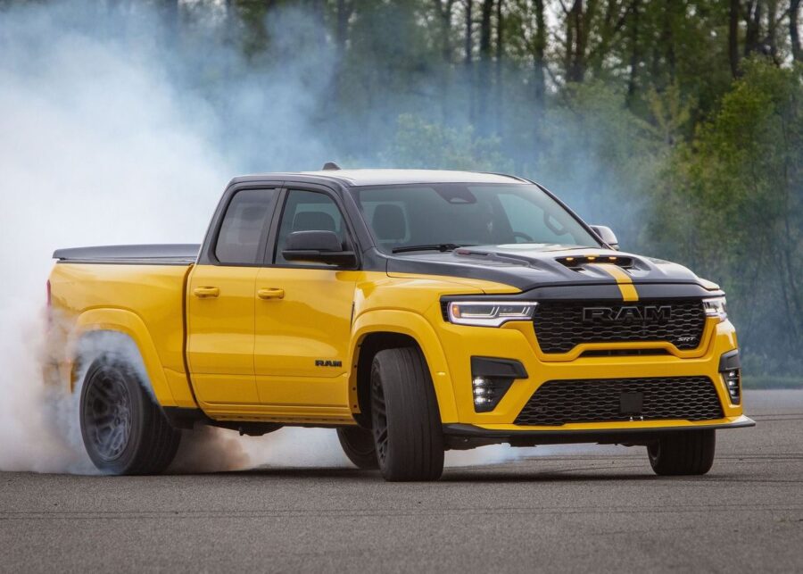 Home 1 RAM 1500 Rumble Bee SRT 2027