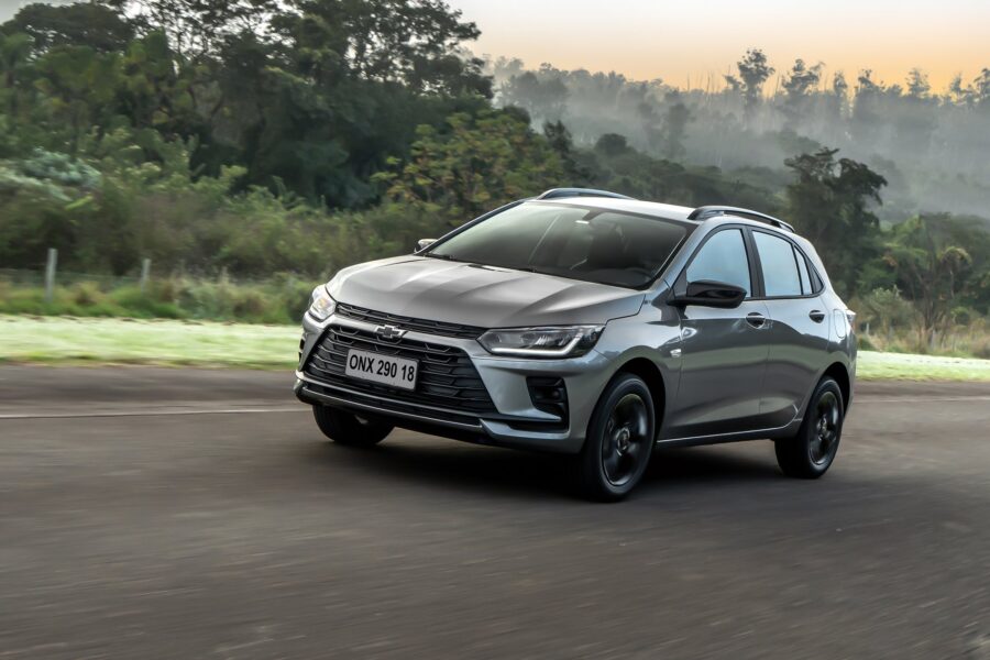 Home 3 Chevrolet Onix Activ 2027