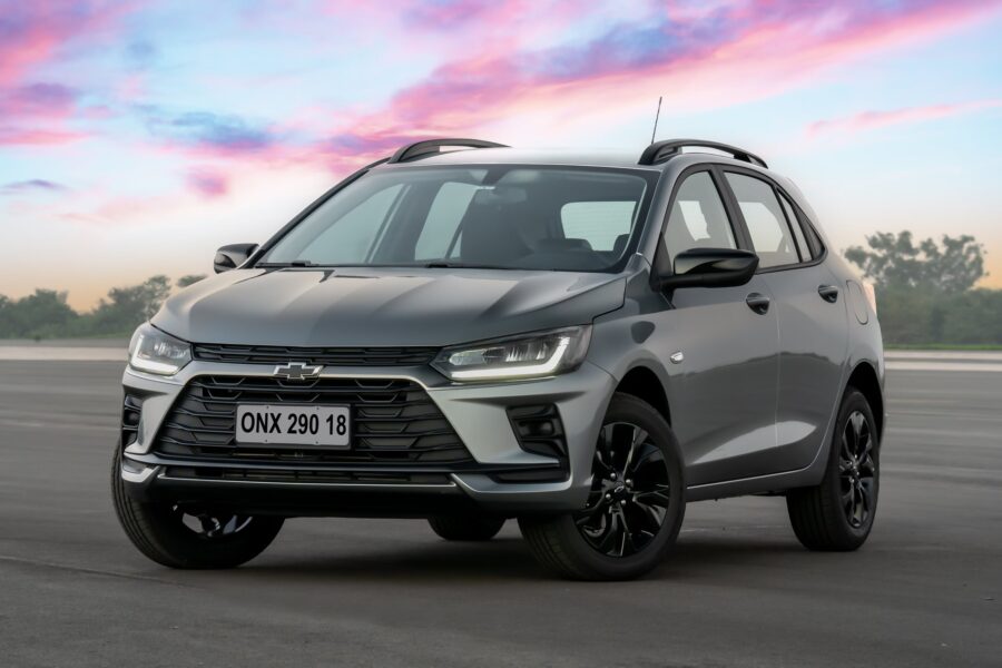 Chevrolet Onix 2027: Chega com quatro novas versões, incluindo retorno do Activ e versão 100% etanol 2 Chevrolet Onix Activ 2027