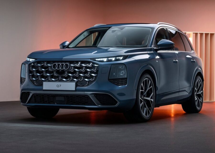 Home 2 Audi Q7 2027