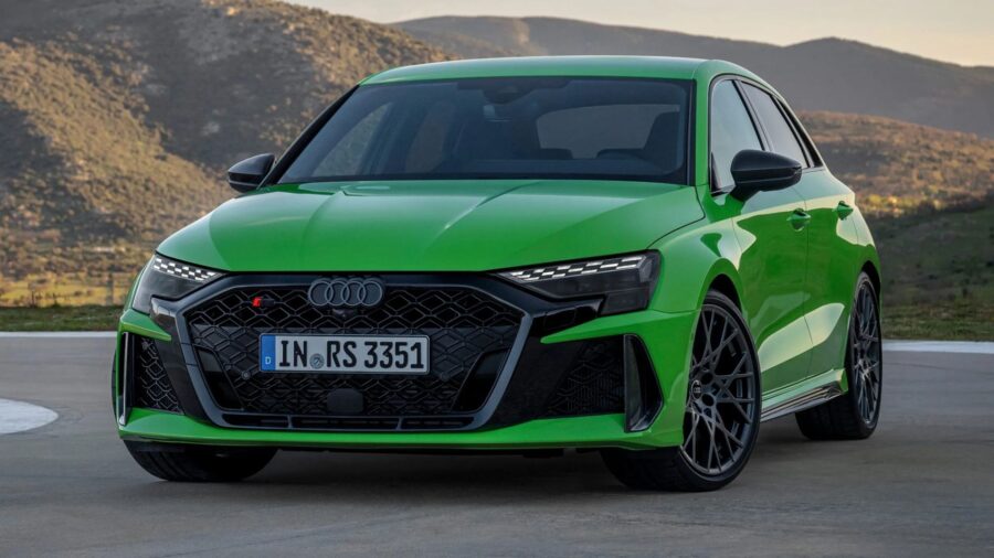 Novo Audi A3 2027 chega com mais tecnologia e novo interior 7 Audi RS3 2027