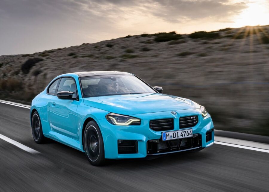 BMW M2 2027 ganha tração 4x4 e fica ainda mais rápida 1 BMW M2 2027