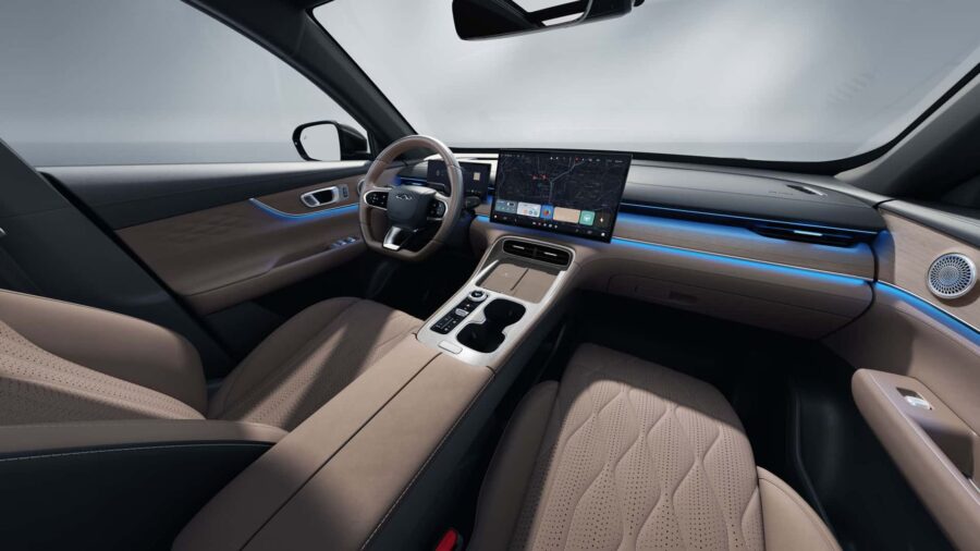 Novos Tiggo 7 e Tiggo 8 Super Hybrid 2027 chegam ao Brasil mais baratos, com recarga rápida e autonomia de 1.200 km 3 Chery Tiggo 8 PHEV 2027 interior