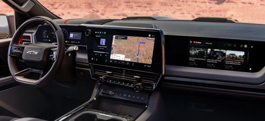 Chevrolet Silverado 2027 - Nova geração é apresentada com novo V8 emprestado do Corvette 4 Chevrolet Silverado 2027 interior