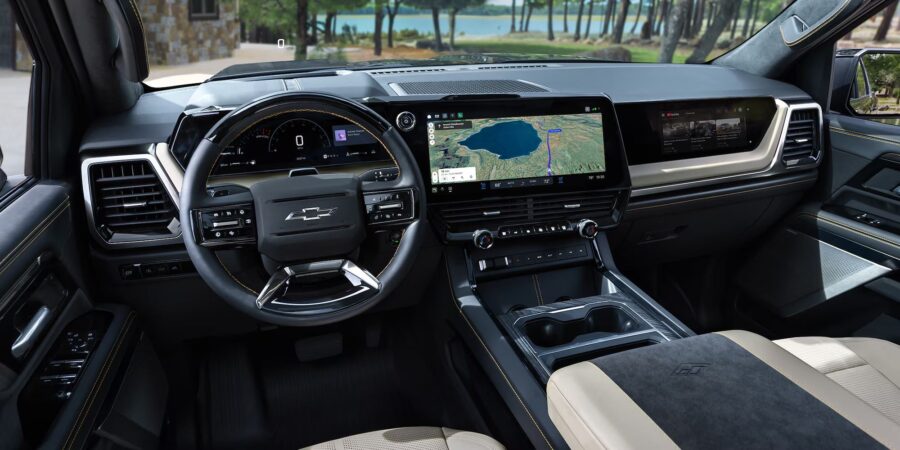 Chevrolet Silverado 2027 - Nova geração é apresentada com novo V8 emprestado do Corvette 5 Chevrolet Silverado 2027 interior