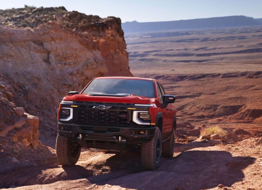 Chevrolet Silverado 2027 - Nova geração é apresentada com novo V8 emprestado do Corvette 7 Chevrolet Silverado ZR2 2027