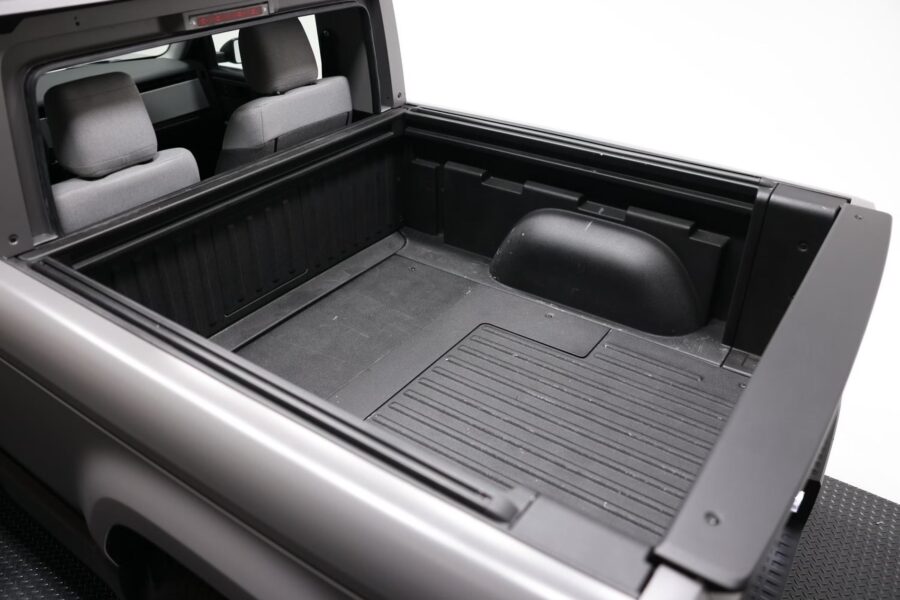Slate Truck - A curiosa picape elétrica de R$129,900 lançada nos EUA 4 Slate Truck caçamba bed