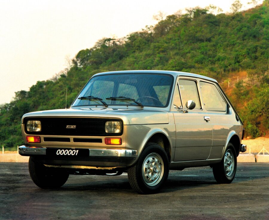 Fiat celebra 50 anos no Brasil com Toro e Fastback em séries especiais 7 Fiat 147