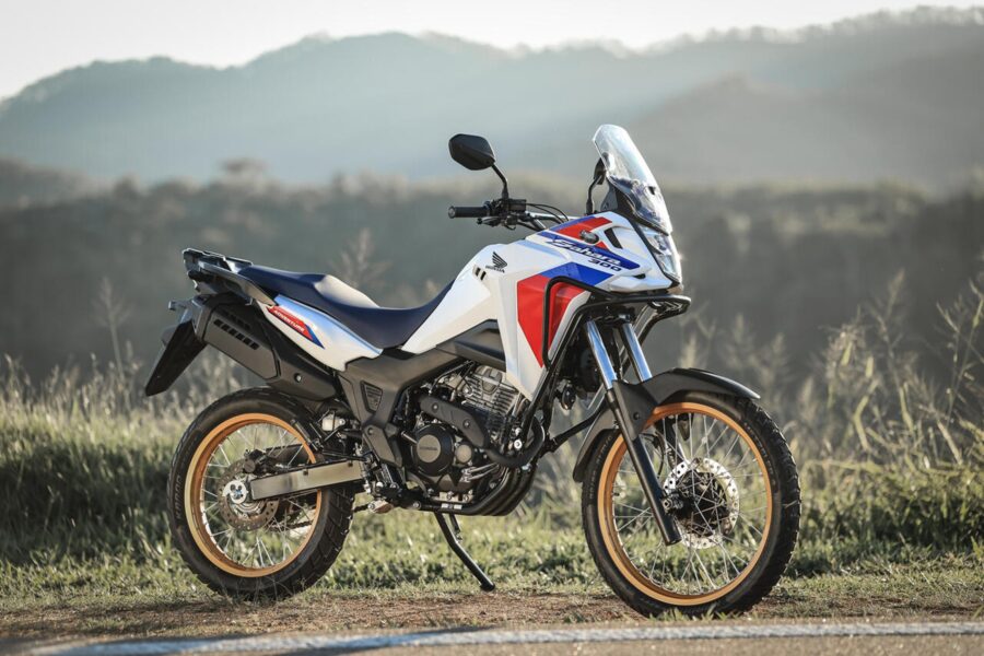 Home 4 Honda XRE 300 Sahara 2027