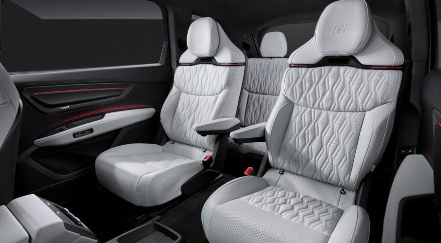 Audi Q9 - Conheça o novo SUV top de linha da marca 5 Audi Q9 interior bancos traseiros