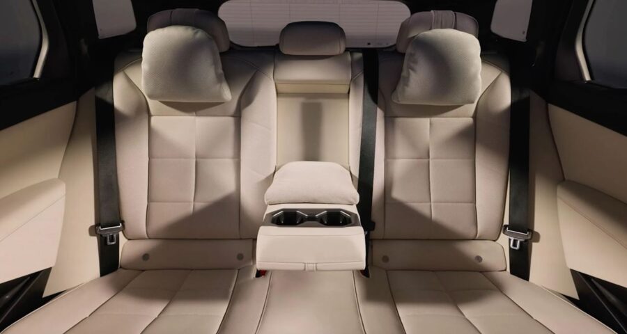 BMW X5 2027 - Nova geração traz as mudanças mais radicais já feitas no SUV 9 interior bmw x5 2027