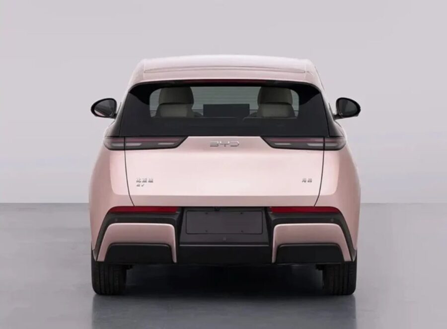 Novo BYD Dolphin Mini 2028 é revelado por patentes na China, será maior e mais potente 1 BYD Dolphin Mini 2028 / BYD Seagull 2028