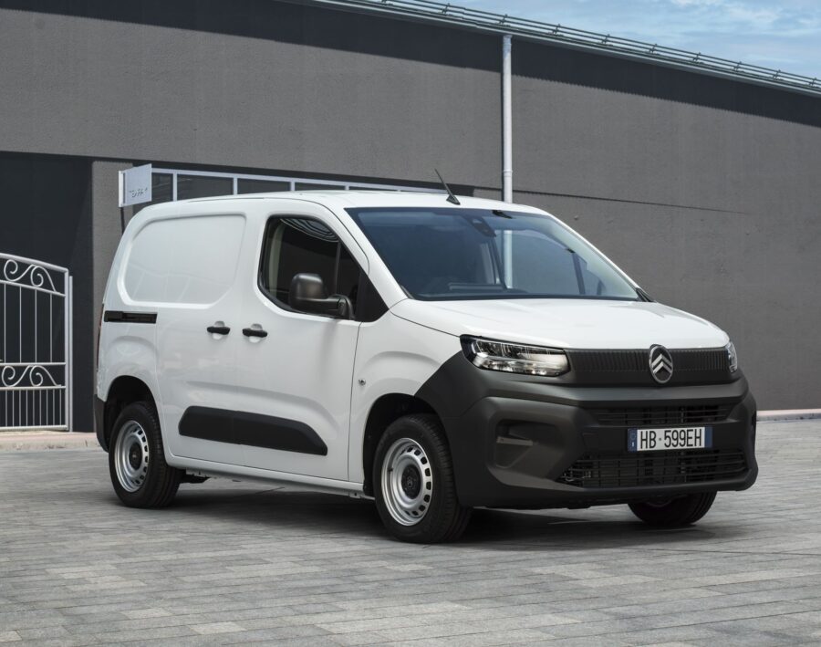 Stellantis apresenta novos Doblò, Berlingo e Partner para cargas 6 Citroen Berlingo Van First 2027