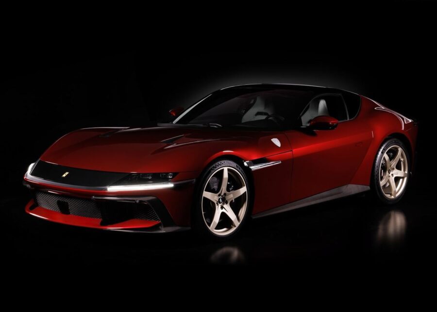 Ferrari 12Cilindri Manuale: a volta do câmbio manual em Maranello, porém não do jeito antigo 1 Ferrari 12Cilindri Manuale 2027