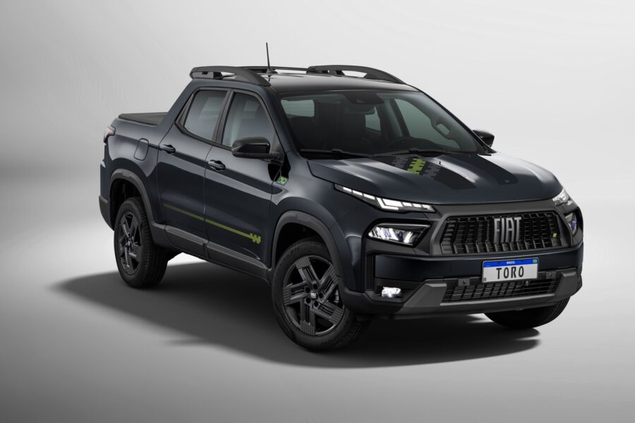 Fiat celebra 50 anos no Brasil com Toro e Fastback em séries especiais 1 Fiat Toro SE 50 anos