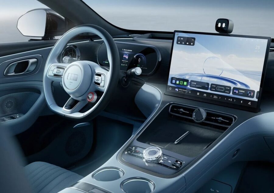 Geely Galaxy TT - Novo sedan top da marca tem 578 cv e faz 725 km com uma carga 4 Geely Galaxy TT interior