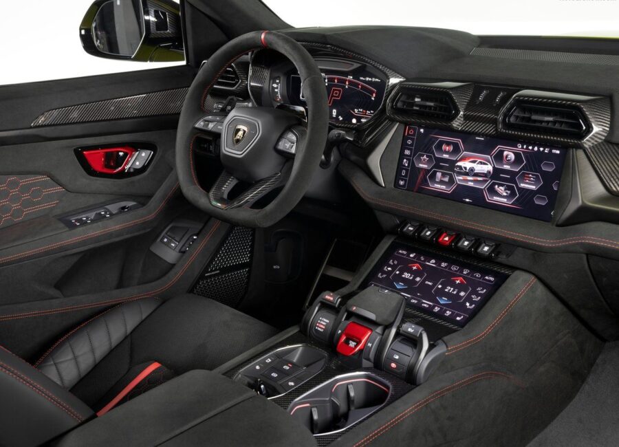 Lamborghini Urus SE Performante 2027 - A versão mais extrema já feita do SUV 5 Lamborghini Urus SE Performante 2027 interior