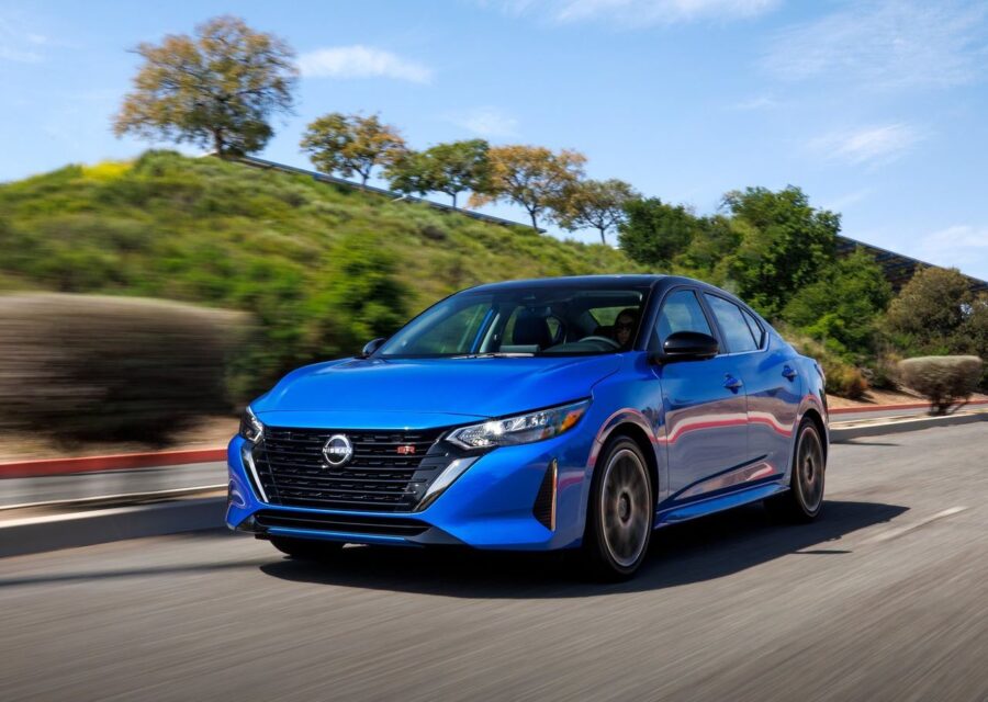 Nissan Sentra sai de linha no Brasil e não terá substituto, confira a história do modelo 1 Nissan Sentra 2026