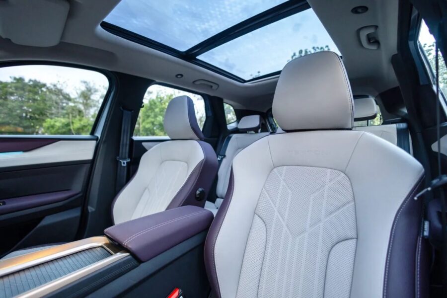 Nissan Tekton - Novo SUV da marca é um Duster com novo visual e custará R$ 56.300 4 Nissan Tekton interior