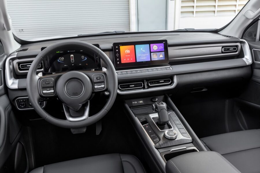 GWM Poer P30 2027 chega com nova versão Pro mais barata que a Fiat Toro 2 Poer P30 Pro interior painel