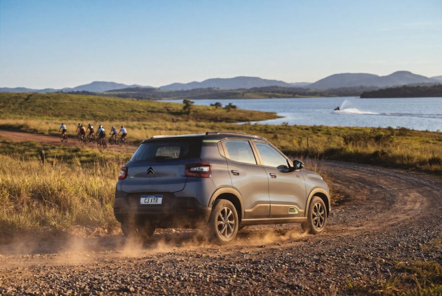 Citroën C3 2027 chega por R$ 77.990 e é o carro mais barato do Brasil. Confira as novidades 2 Citroen C3 XTR 2027 traseira