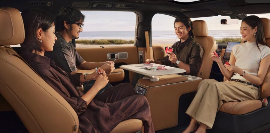 Xiaomi SkyNomad: Roda 1700 km e pode virar um motor home 3 Xiaomi Skynomad interior configurado sala de estar