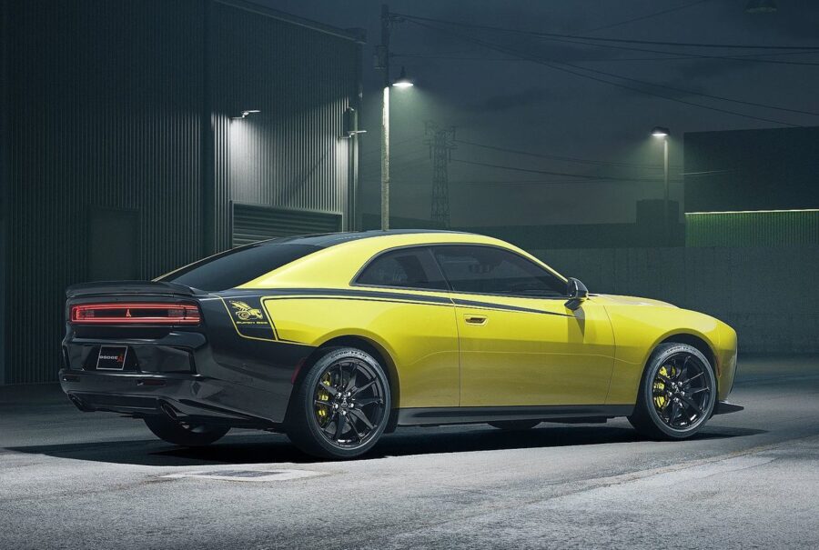 Dodge Charger Super Bee 2027 ressurge com 600 cv e motor de seis cilindros 3 Dodge Charger Super Bee 2027 traseira rear view