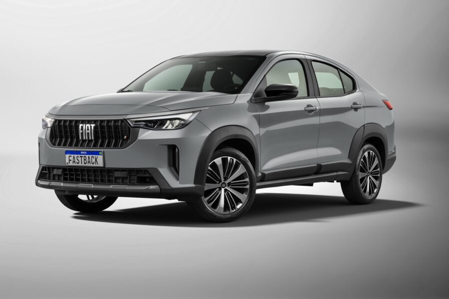 Fiat Fastback 2027 chega ao Brasil com novas versões e preços a partir de R$ 119.990 1 Fiat Fastback Smart Drive 2027