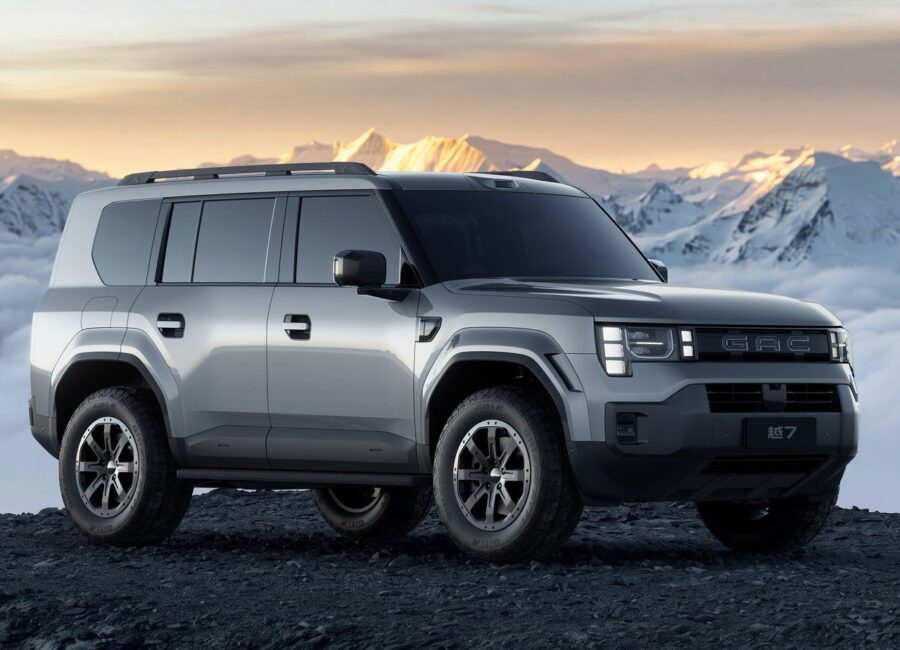 GAC Yue 7: SUV híbrido de 536 cv com jeito de Defender impressiona e pode vir ao Brasil 2 GAC Yue 7 cinza