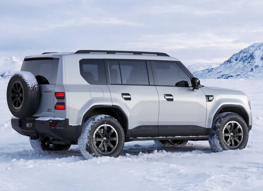 GAC Yue 7: SUV híbrido de 536 cv com jeito de Defender impressiona e pode vir ao Brasil 4 GAC Yue 7 traseira rear view