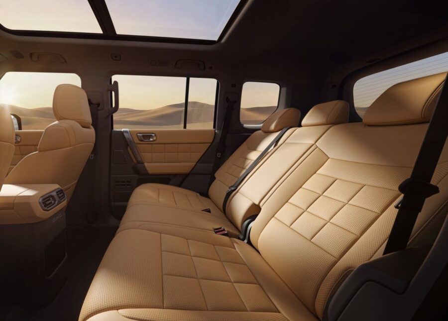 GAC Yue 7: SUV híbrido de 536 cv com jeito de Defender impressiona e pode vir ao Brasil 7 GAC Yue 7 interior banco traseiro
