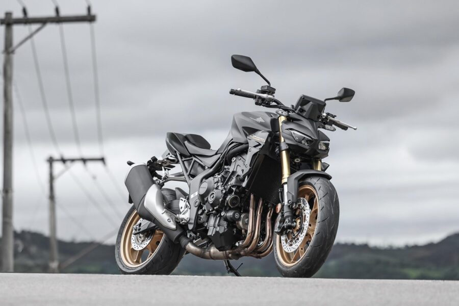 Home 1 Honda CB 1000 Hornet 2027 preta