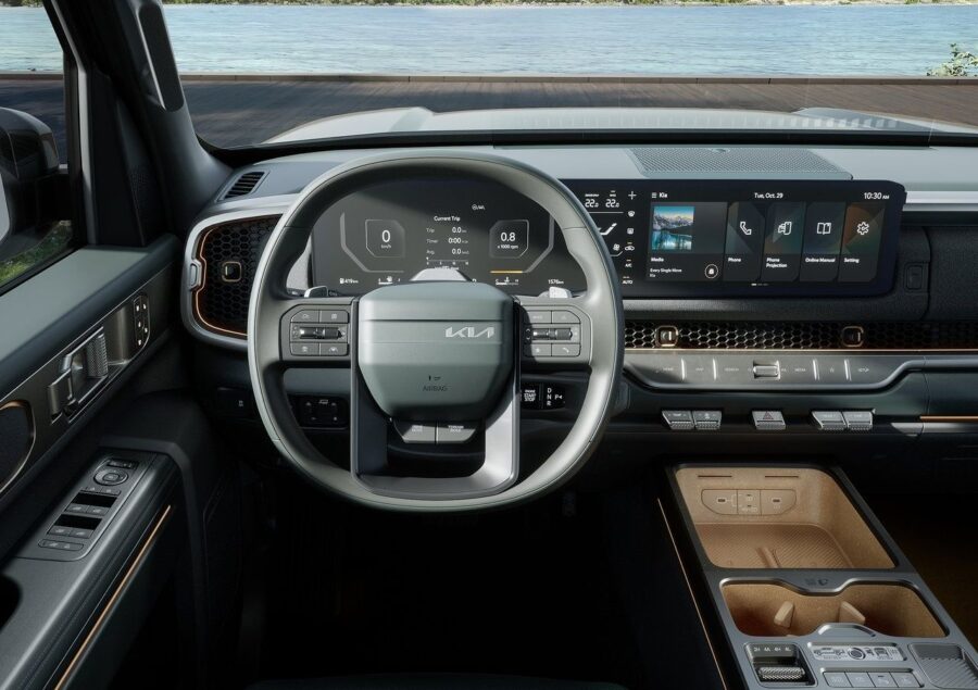 Kia Tasman estreia no Brasil com motor diesel, tração 4x4 e mais barata que Hilux, Ranger e S10. Confira em detalhes 5 Kia Tasman interior painel