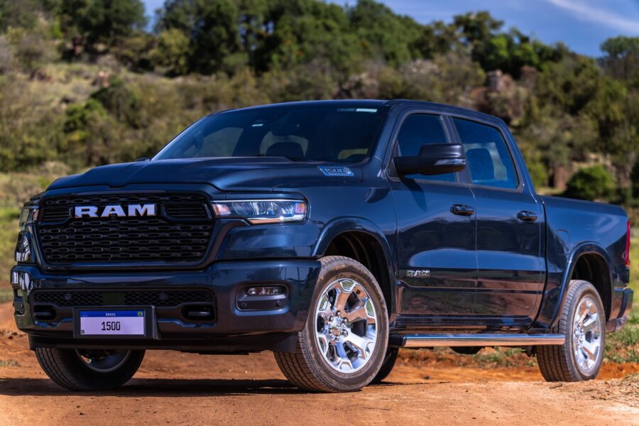 Nova Ram 1500 Big Horn chega ao Brasil por R$ 449.990, esta é a versão mais barata da picape 2 Nova Ram 1500 Big Horn 2027